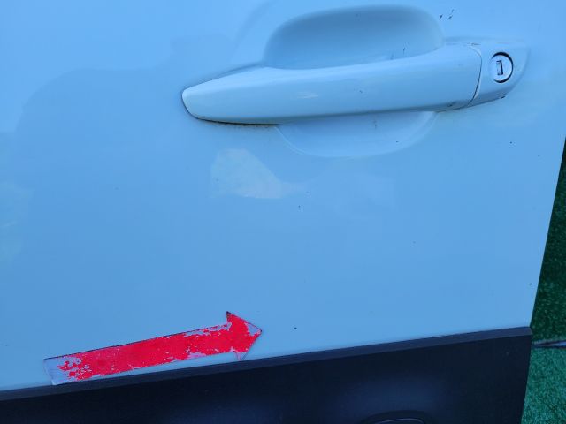 bontott CITROËN C3 III Bal első Ajtó (Részeivel)