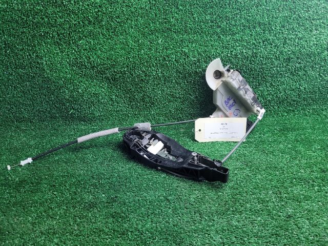 bontott CITROËN C3 III Bal első Ajtózár