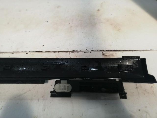 bontott CITROËN C3 III Bal első Küszöb Díszléc