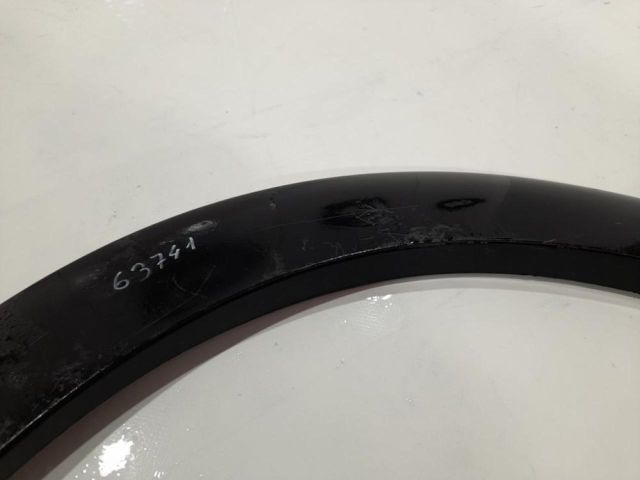 bontott CITROËN C3 III Bal első Sárvédő Szélesítő