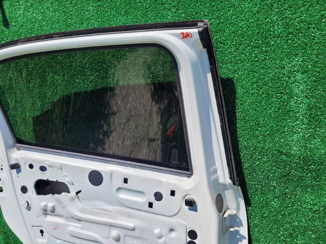 bontott CITROËN C3 III Bal hátsó Ajtó (Üres lemez)