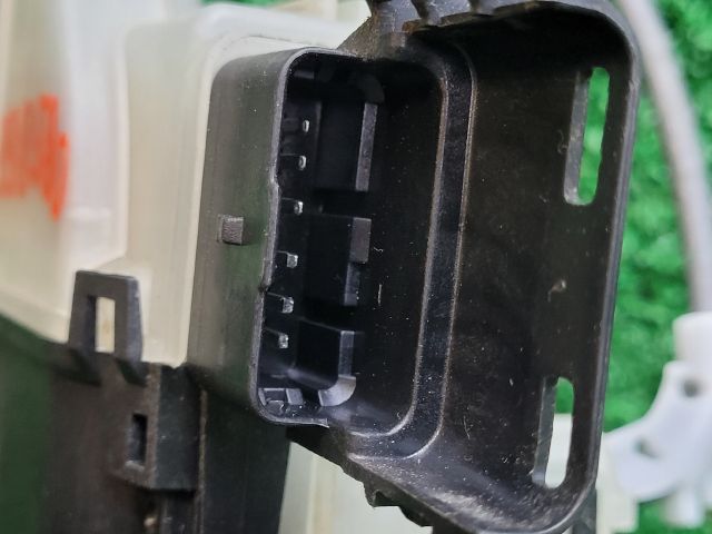 bontott CITROËN C3 III Bal hátsó Ajtózár