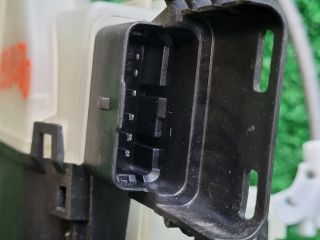 bontott CITROËN C3 III Bal hátsó Ajtózár