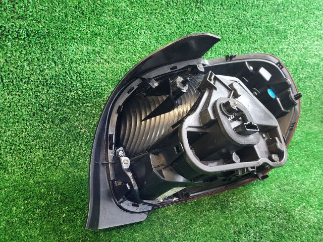 bontott CITROËN C3 III Bal Külső Hátsó Lámpa