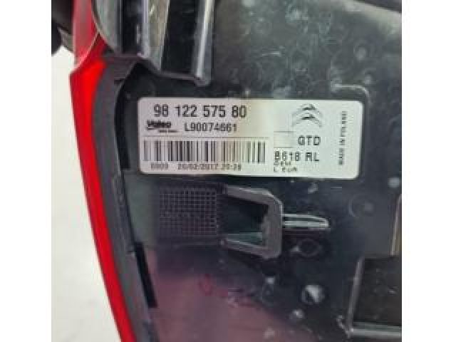 bontott CITROËN C3 III Bal Külső Hátsó Lámpa