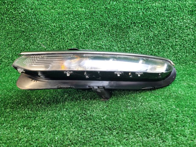 bontott CITROËN C3 III Bal Ledes Fényszóró