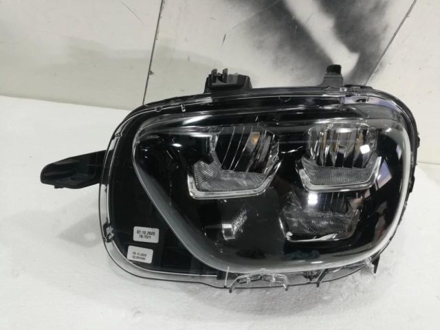 bontott CITROËN C3 III Bal Ledes Fényszóró