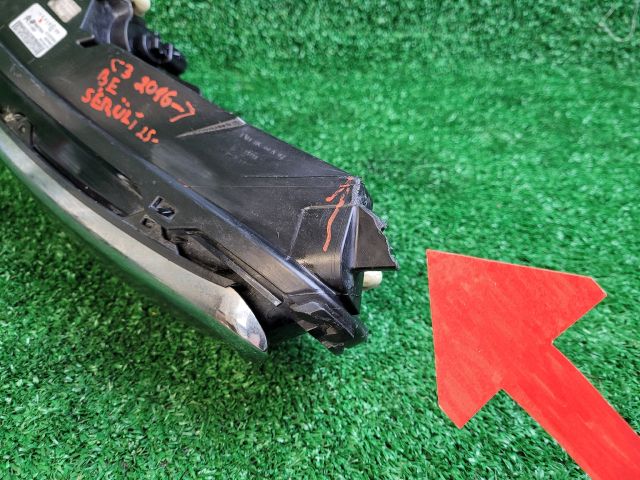 bontott CITROËN C3 III Bal Ledes Fényszóró