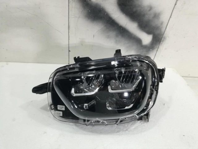 bontott CITROËN C3 III Bal Ledes Fényszóró