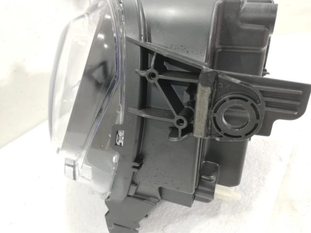 bontott CITROËN C3 III Bal Ledes Fényszóró