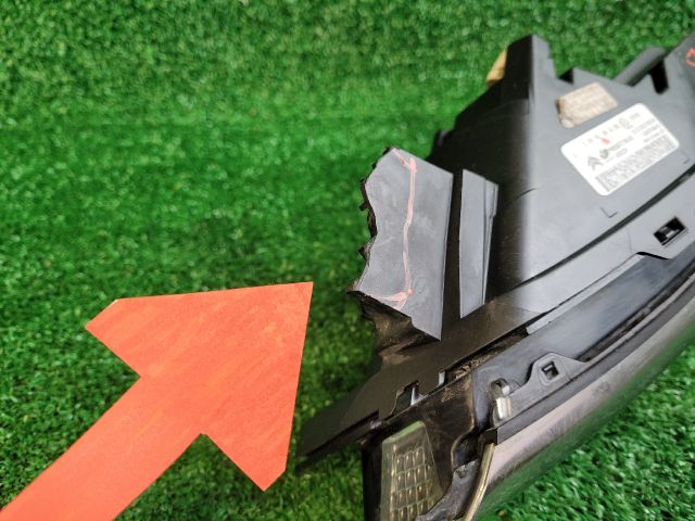 bontott CITROËN C3 III Bal Ledes Fényszóró