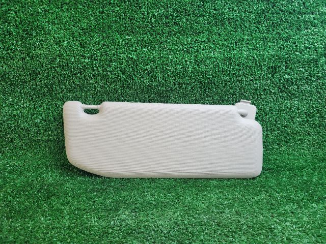 bontott CITROËN C3 III Bal Napellenző