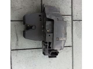 bontott CITROËN C3 III Csomagtérajtó Zárszerkezet