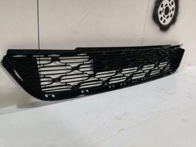 bontott CITROËN C3 III Első Lökhárító Alsó Középső Díszrács