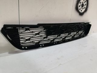 bontott CITROËN C3 III Első Lökhárító Alsó Középső Díszrács