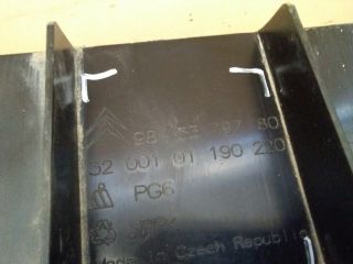 bontott CITROËN C3 III Első Lökhárító Alsó (Műanyag)