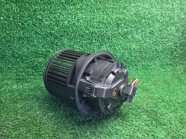 bontott CITROËN C3 III Fűtőmotor (Klímás)