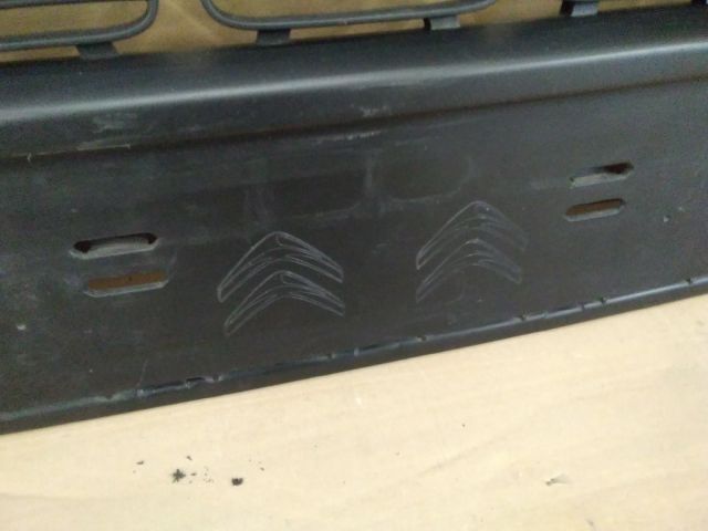 bontott CITROËN C3 III Hűtőrács