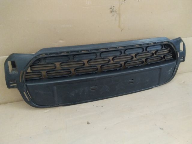 bontott CITROËN C3 III Hűtőrács