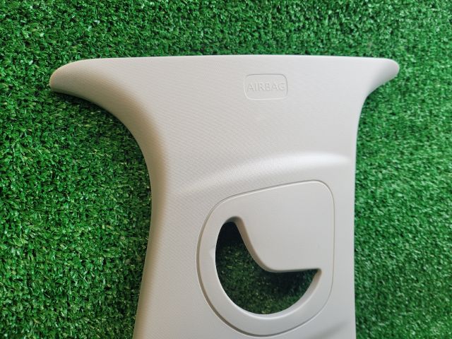 bontott CITROËN C3 III Jobb B Oszlop Burkolat