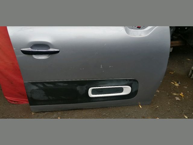bontott CITROËN C3 III Jobb első Ajtó (Üres lemez)