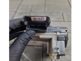 bontott CITROËN C3 III Jobb első Ajtózár