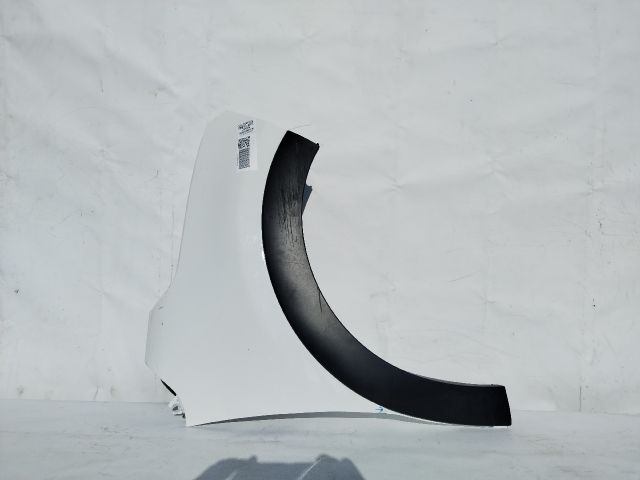 bontott CITROËN C3 III Jobb első Sárvédő