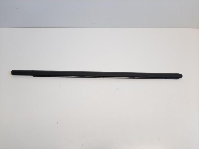 bontott CITROËN C3 III Jobb első Vízlehúzó Gumicsík