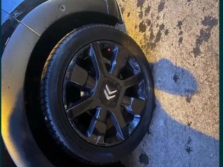 bontott CITROËN C3 III Jobb hátsó Gumikéder