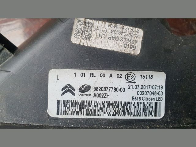 bontott CITROËN C3 III Jobb Ledes Fényszóró