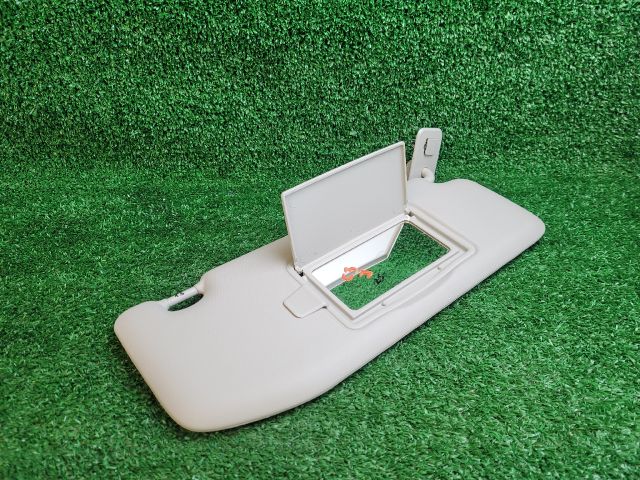 bontott CITROËN C3 III Jobb Napellenző