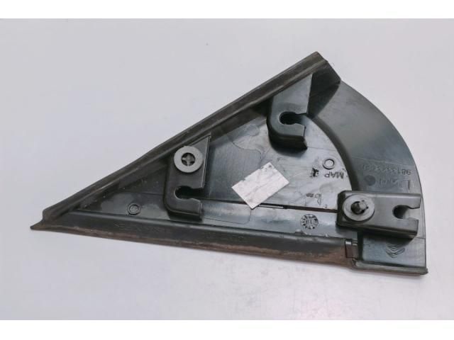 bontott CITROËN C3 III Jobb Visszapillantó Tükör Előtti Burkolat