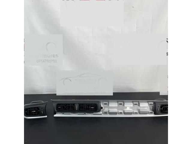 bontott CITROËN C3 III Középső Szellőző