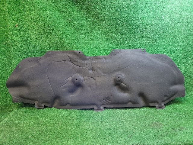 bontott CITROËN C3 III Motorháztető Szigetelés