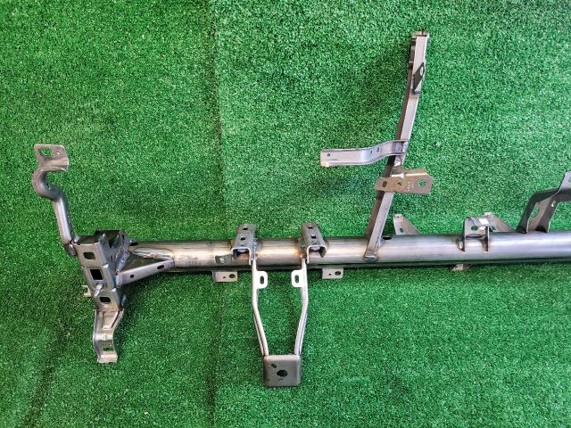 bontott CITROËN C3 III Műszerfal Tartó Vas