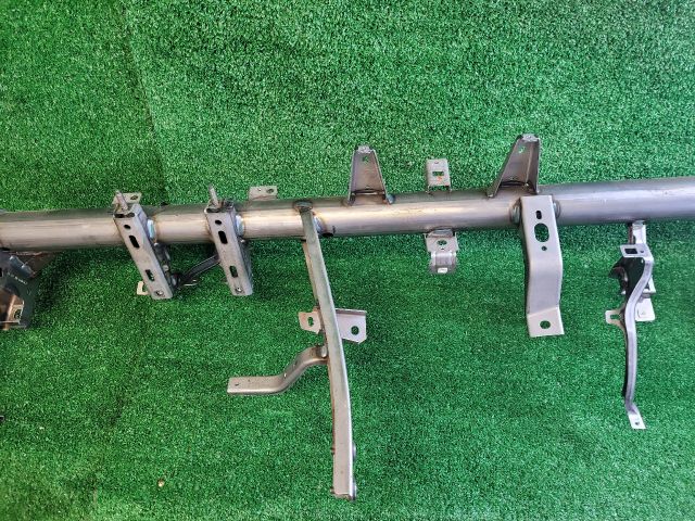 bontott CITROËN C3 III Műszerfal Tartó Vas