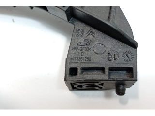 bontott CITROËN C3 III Tartó Bak