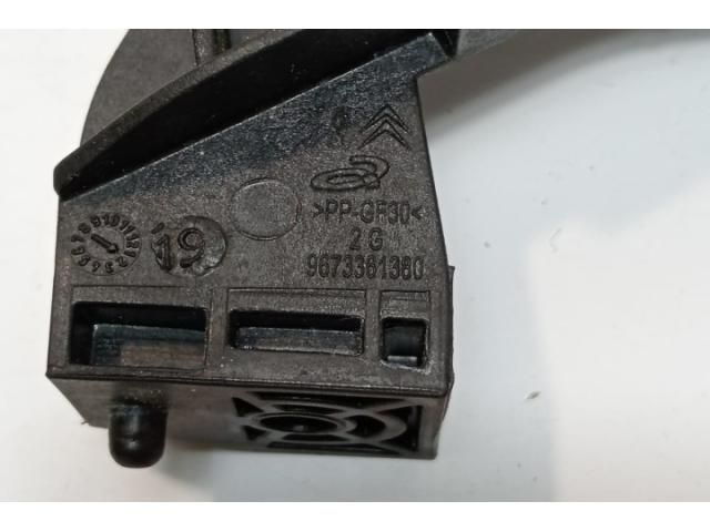 bontott CITROËN C3 III Tartó Bak