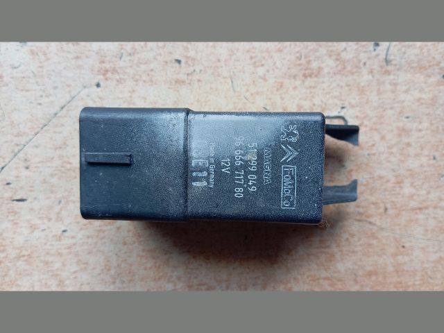 bontott CITROËN C3 Izzító Relé