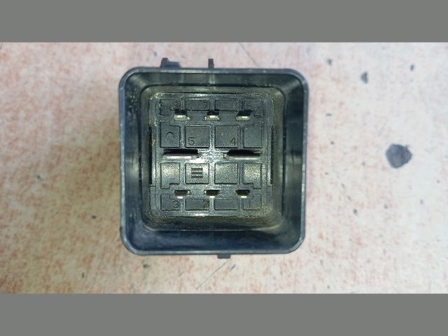 bontott CITROËN C3 Izzító Relé