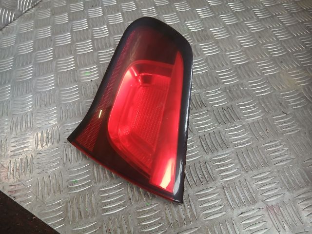 bontott CITROËN C3 Jobb Belső Hátsó Lámpa