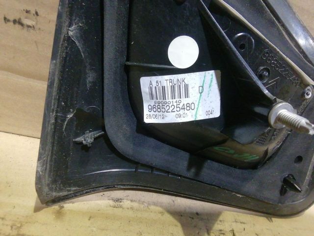 bontott CITROËN C3 Jobb Belső Hátsó Lámpa