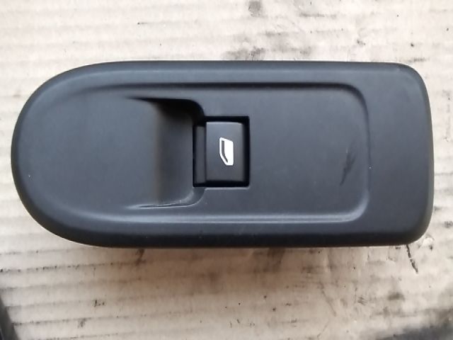 bontott CITROËN C3 Jobb első Ablakemelő Kapcsoló