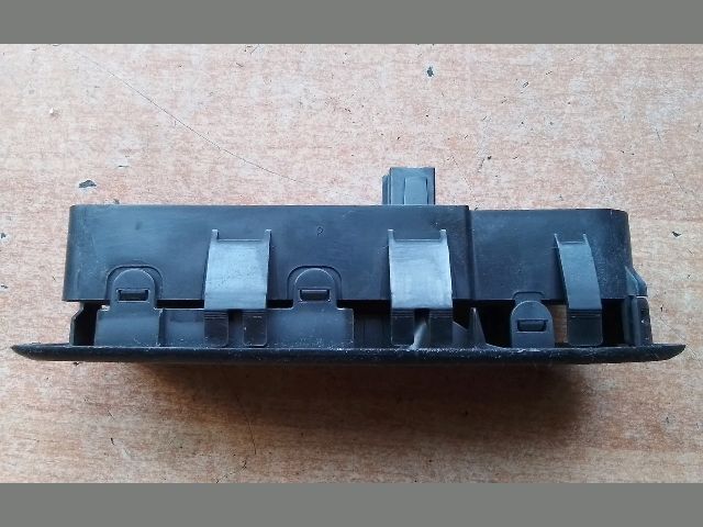 bontott CITROËN C3 Jobb első Ablakemelő Kapcsoló