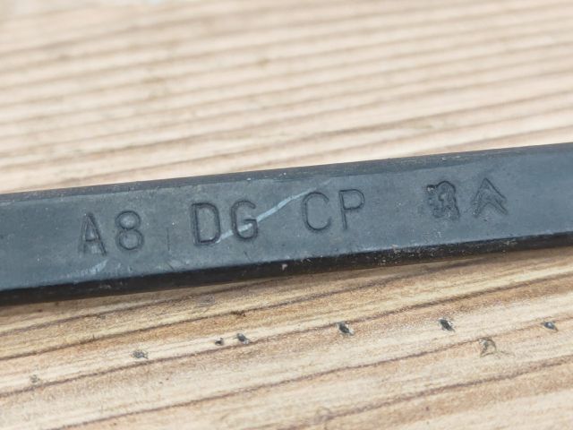 bontott CITROËN C3 Jobb első Ablaktörlő Kar