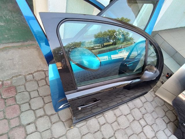 bontott CITROËN C3 Jobb első Ajtó (Részeivel)