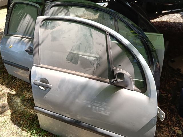 bontott CITROËN C3 Jobb első Ajtó (Részeivel)
