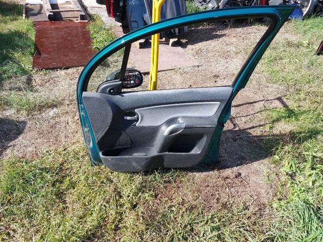 bontott CITROËN C3 Jobb első Ajtó (Részeivel)