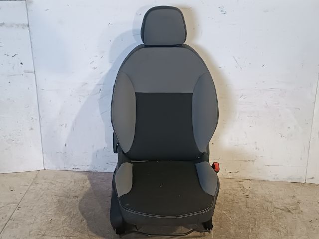 bontott CITROËN C3 Jobb első Ülés