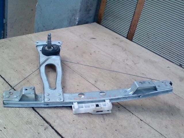 bontott CITROËN C3 Jobb hátsó Ablakemelő Szerkezet (Mechanikus)